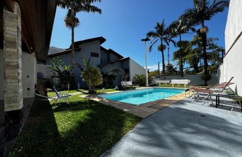 Lazaro House | Inviting Casa Agradável with Pool & Ocean Views
