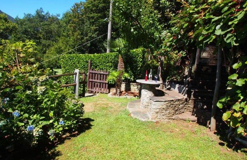 Piancassone House | Family-Friendly Retreat at Casa ai Ghiri for Your Getaway