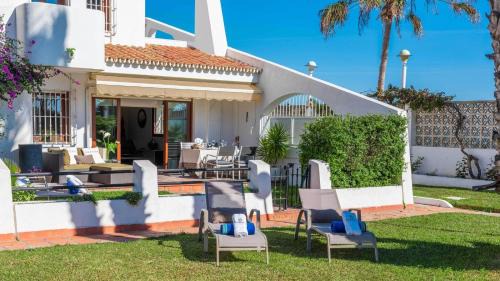 Torre del Mar House | Family-Friendly Casa Aisea 2 with Private Pool in Torre del Mar