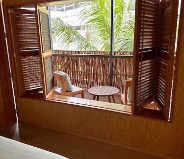 Saladita Apartment | Cozy Ohū Surfside Shack with Pool & Pet-Friendly Perks