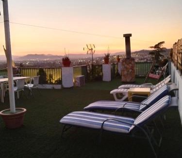 Barrio de la Vega House | Discover Casa al-Andalus: Pet-Friendly with Excellent Ratings