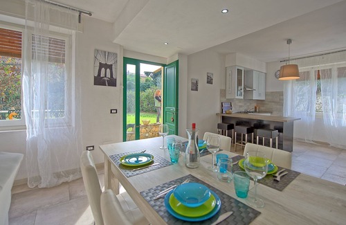 Montemarcello Apartment | Experience Casa Al Bosco: Top-Rated Getaway in Cinque Terre