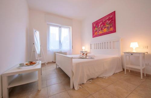 Ispra Apartment | Family-Friendly Casa Al Caprifoglio, Steps from the Beach