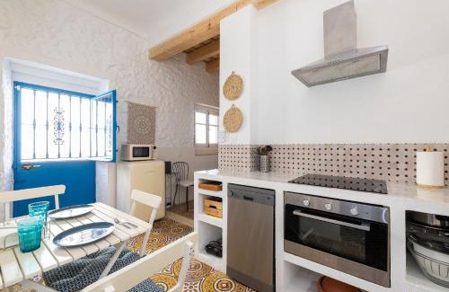 Barbate House | Family-Friendly Retreat at Casa Al-Janda with Top Reviews