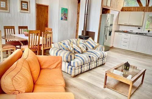 Los Molles Apartment | Family-Friendly Casa Steps from the Beach with Pet Amenities