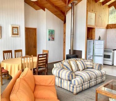 Los Molles Apartment | Family-Friendly Casa Steps from the Beach with Pet Amenities