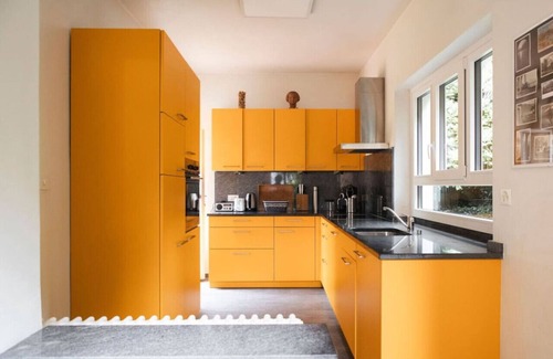 Minusio House | Idyllic Holiday Home with Lake View & Pet-Friendly Options