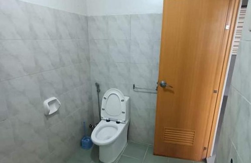 Gubat House | Relax at Casa Al Mare: Pet and Child Friendly Retreat