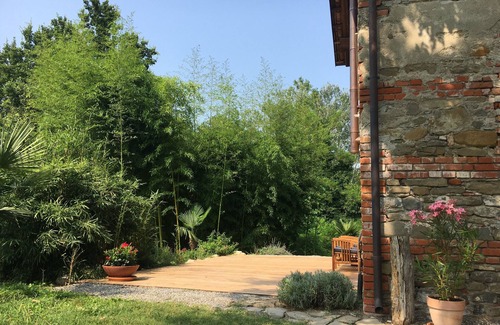 Castellino Tanaro House | Casa al Tanaro: Inviting Country House with Pool & Views