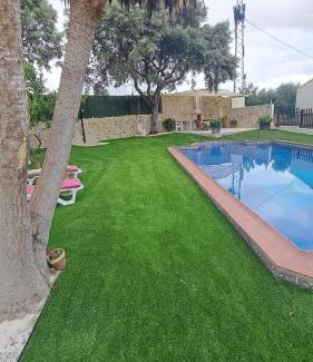 Setenil de las Bodegas House | Experience Casa Albarracín: Pet-Friendly Retreat with Pool