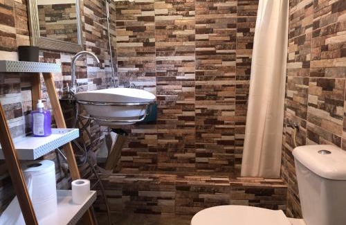 Baile Olanesti Cabin | Discover Casa Albastră: Top-Rated & Family-Friendly Stay