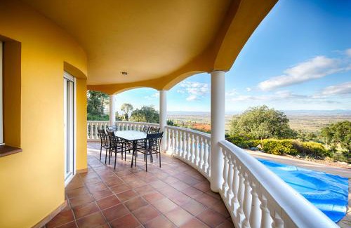 Palau-Saverdera Apartment | Relaxing Casa Albera with Pool and Breathtaking Views