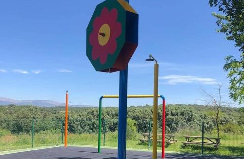 Os de Balaguer House | Casa Alberg 4 Vents: Family-Friendly Retreat with Great Dining