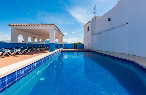 El Borge Villa | Discover Casa Alejandro Almachar: Family-Friendly Retreat