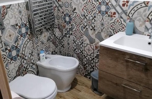 Caltanissetta Apartment | Budget-Friendly Casa Alessia: Child-Friendly Retreat