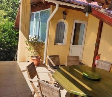 Eforie Sud Apartment | Child-Friendly CASA ALESSIA - Guest Rated 9.8/10