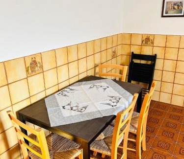 Masso House | Casa Alessio: Family-Friendly Escape 15 Minutes from Beach