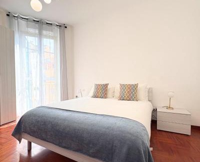 Quartiere XV Della Vittoria Apartment | Casa Alice Near Vatican City - Modern, High Floor with View