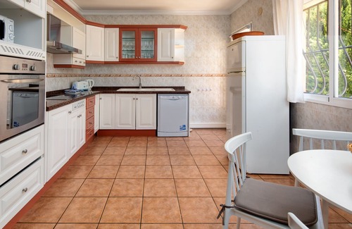 Mar Azul Villa | Pet-Friendly Casa Alicia with Ocean Views in Javea