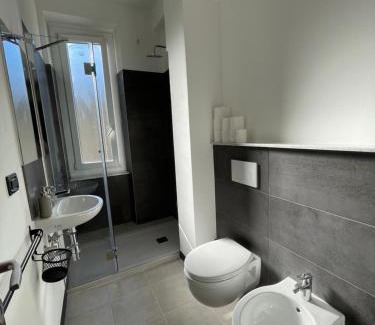 San Teodoro Apartment | Casa Alizeri: Convenient Stay with Free Parking Nearby