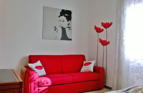 Quartiere XXIII Alessandrino Apartment | Wheelchair Accessible Casa all'Acquedotto with 9/10 Rating