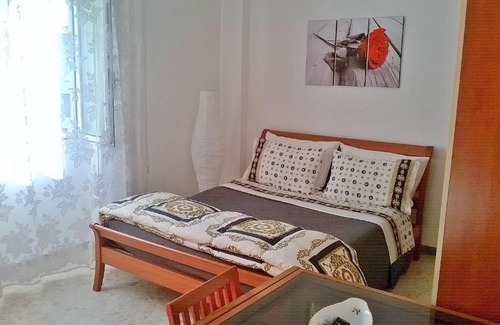 Quartiere XXIII Alessandrino Apartment | Wheelchair Accessible Casa all'Acquedotto with 9/10 Rating