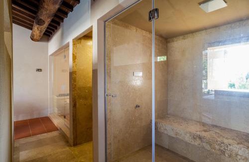 Gaiole in Chianti Villa | Elegant Casa all'Erta Villa with Private Pool & Ocean View