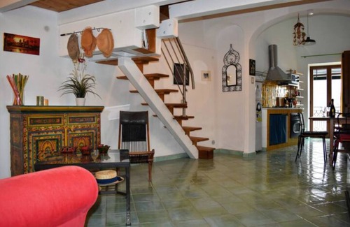 Chiesa Nuova House | Discover Casa Alma in Positano: Spa & Family-Friendly Getaway