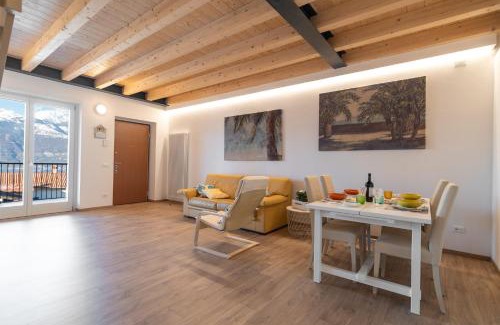 Colico Piano Apartment | Casa ALMA: 4-Star Family-Friendly Retreat with Top Reviews