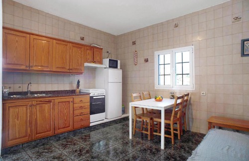 Mogan Apartment | Family-Friendly Retreat at Casa Almendro with Pool Access