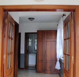 Lira Apartment | Casa Amadora: Pet-Friendly Oceanfront Hideaway with High Ratings