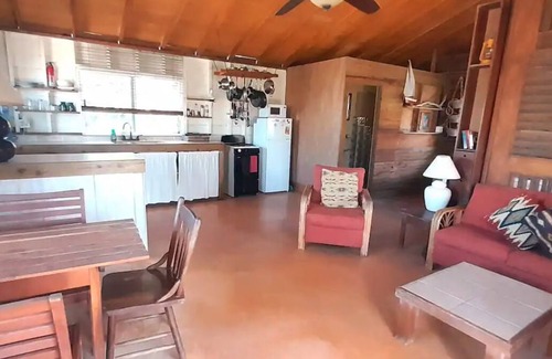 Caye Caulker Apartment | Casa Amancer: Poolside Retreat with Sea Views for Families