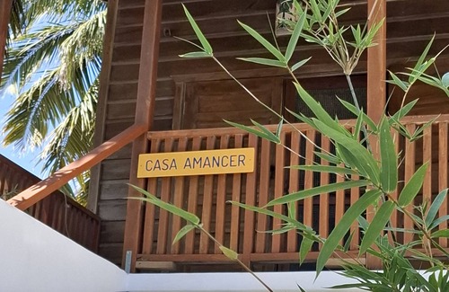Caye Caulker Apartment | Casa Amancer: Poolside Retreat with Sea Views for Families