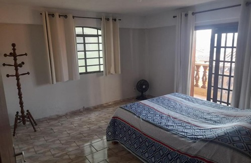 Sao Lourenco Apartment | Discover Casa Amanda Guimarães: Family & Pet Friendly Retreat