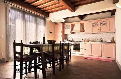Greve in Chianti Villa | Idyllic Casa Amaranta: Poolside Retreat in Chianti