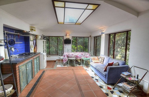 Meta Villa | Casa Amaranto: Cheerful Villa with Free Wi-Fi and Breakfast