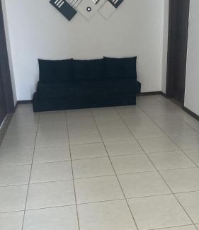 Barra do Jacuipe House | Cozy Casa Amarela: Oceanfront Stay with Pool & Pet-Friendly