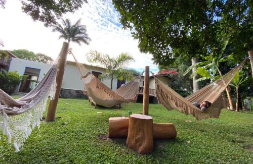 Northeast Region House | Discover Casa Amarela: Family-Friendly with Pet Amenities