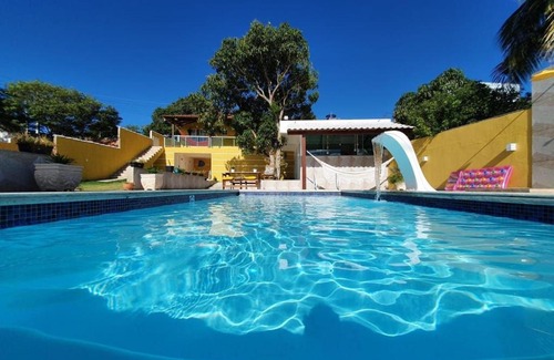 Cabo Frio House | Casa Amarela - Family-Friendly Home with Pool in Cabo Frio