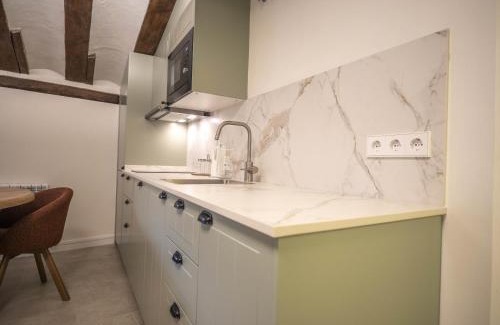 Albarracin Apartment | Discover La Casa Amarilla - Family & Pet Friendly Retreat