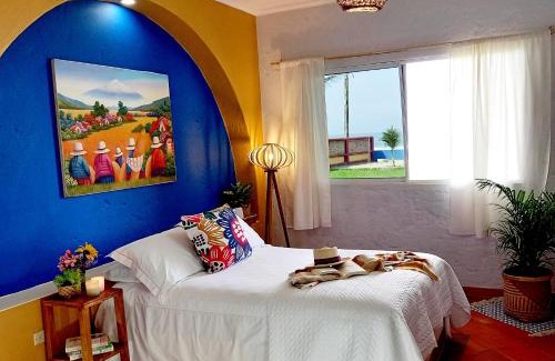 Puerto Cayo Villa | Unforgettable Stays at Casa Amarilla with Oceanfront Views