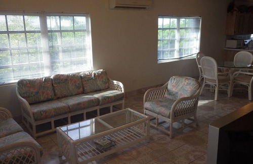 South Palmetto Point House | Casa Amarillo: Waterfront Retreat with Ocean View & Pool