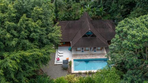 Chiguata Ski Chalet | Discover Casa Ambar: Family-Friendly Retreat with Pool