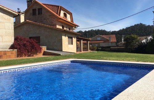 Cerponzons House | Experience Casa Ameán: Oceanfront Getaway with Pool & Pets