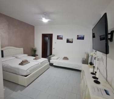 Maccagno Apartment | Top-Rated Family and Pet Friendly Casa Amelia on Lago Maggiore
