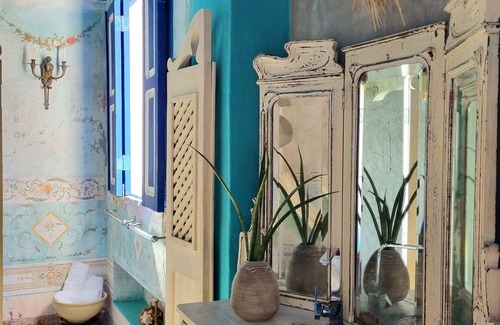 Trinidad House | Relax at Casa Amistad: Spa, Restaurant & Family-Friendly