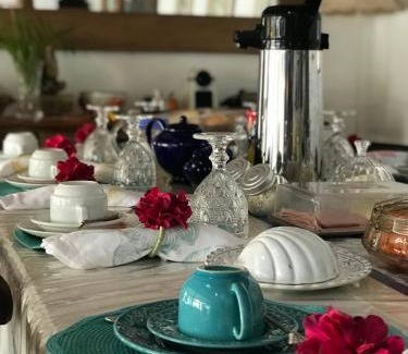 Ossos Bed & Breakfast | Oceanfront Bliss at Casa Amor do Mar - Rated 10/10