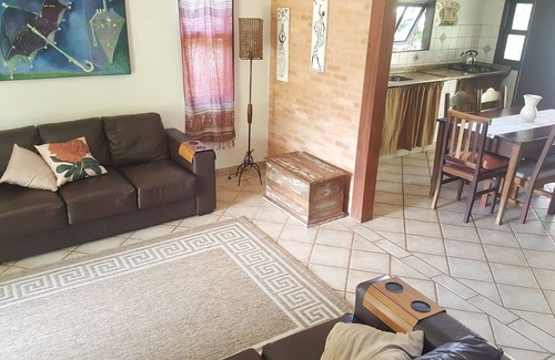 Florianopolis House | Comfortable Casa by Praia da Daniela with Spa & Hot Tub