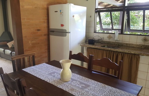 Florianopolis House | Comfortable Casa by Praia da Daniela with Spa & Hot Tub