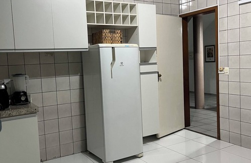 Teresina House | Spacious Casa Ampla: 4 Suites and Pet-Friendly Comfort